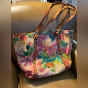 Patricia Nash washed floral leather tote.